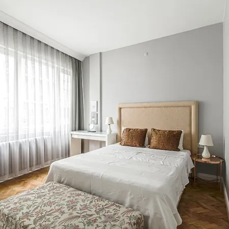 דירה Central Modern Flat With Bosphorus View In Beyoglu *